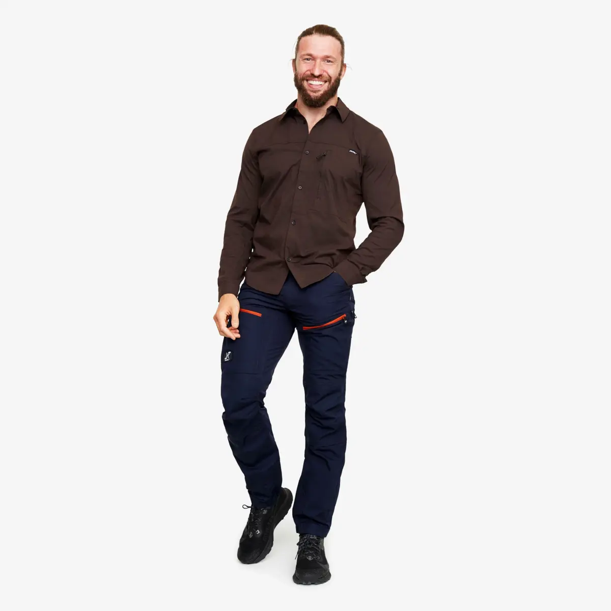 Camisa elástica Preparation para hombre, color avellana Camisa elástica Preparation para hombre, color avellana
