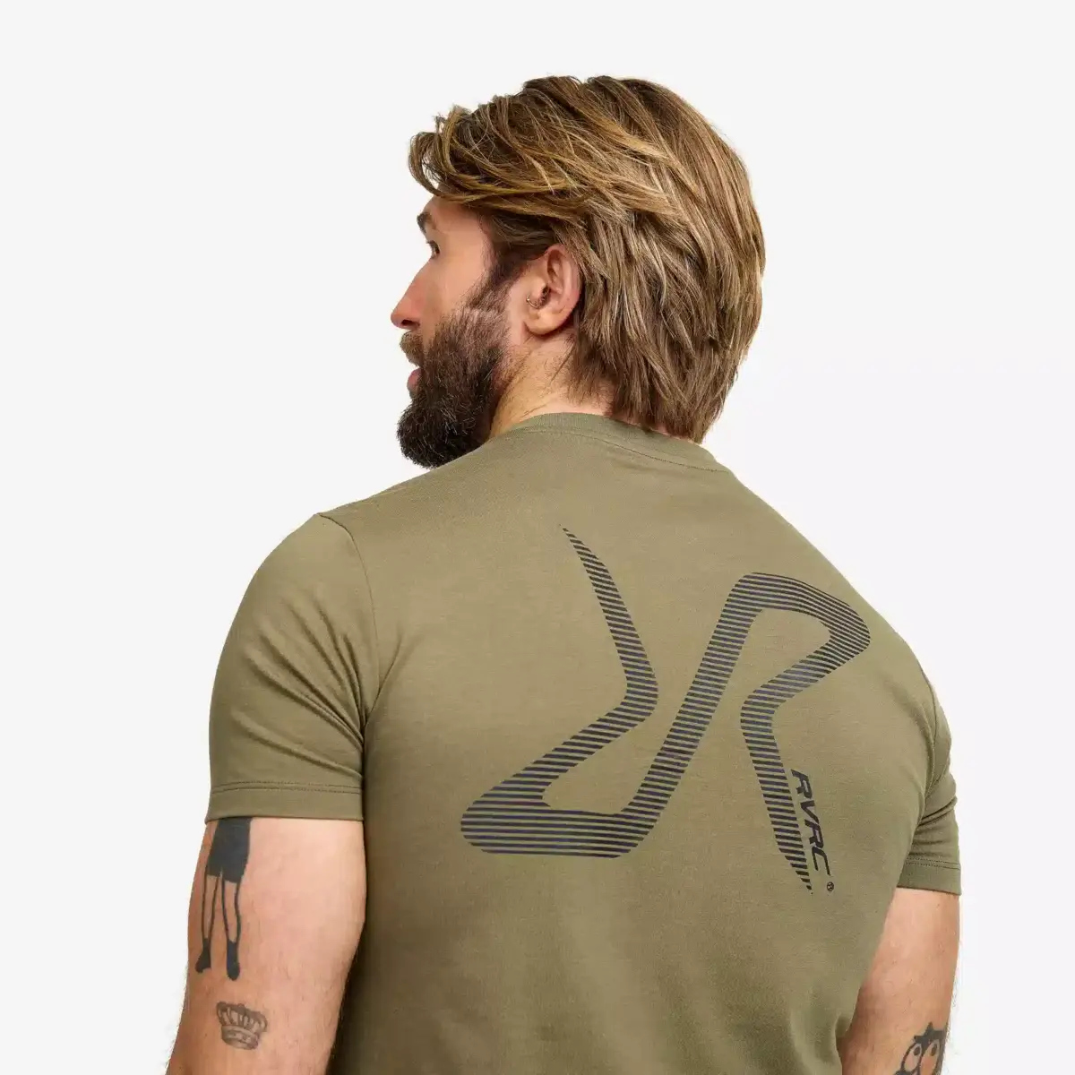 Camiseta con logotipo gráfico sencillo, corte ajustado para hombre, color oliva quemado