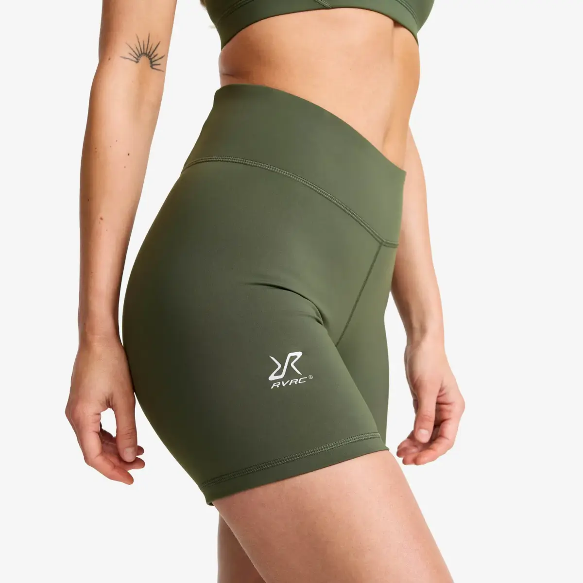 Pantalones cortos de cintura alta Flow para mujer, color verde Kambaba Pantalones cortos de cintura alta Flow para mujer, color verde Kambaba